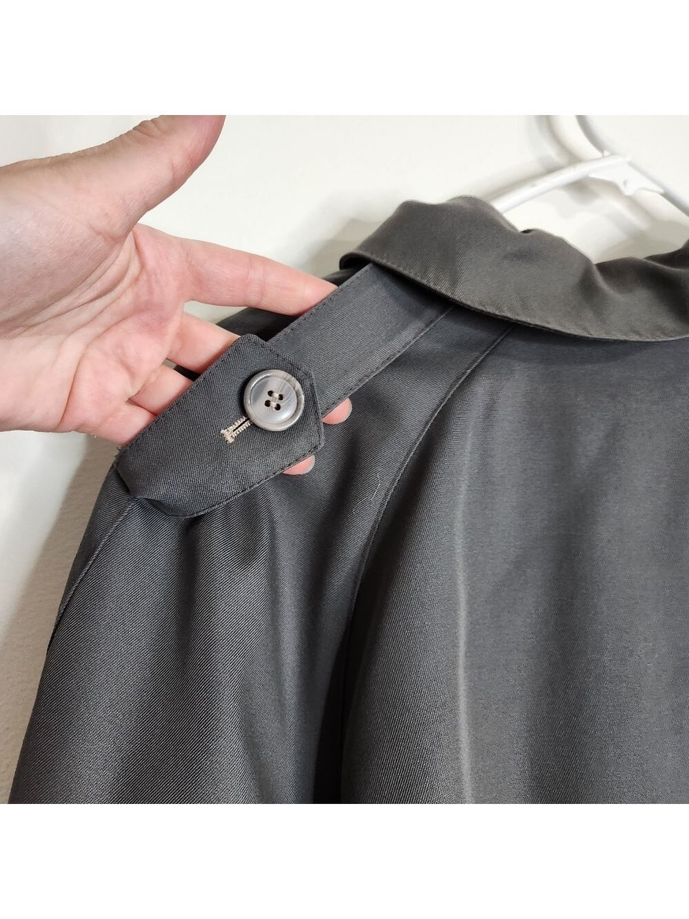Vintage Hudson Bay Dark Grey Removable Liner Trenchcoat Size 12 - Picture 11 of 16